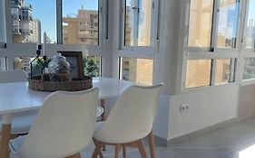 Soleado Y Luminoso Apartamento